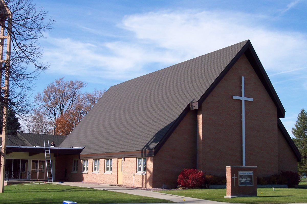 Steel Roof System: Timberwood Granite Ridge